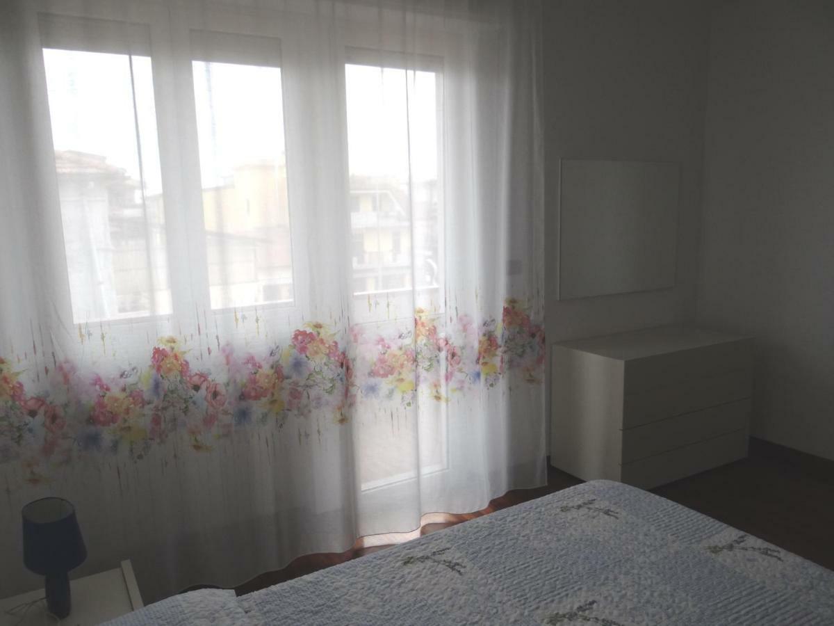 Grande Appartamento Al Mare Martinsicuro Ngoại thất bức ảnh